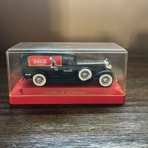 Coca-Cola Cadillac de Livraison die-cast model vehicle